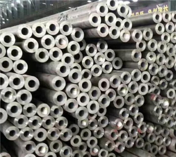 防城港GB8162结构用无缝钢管